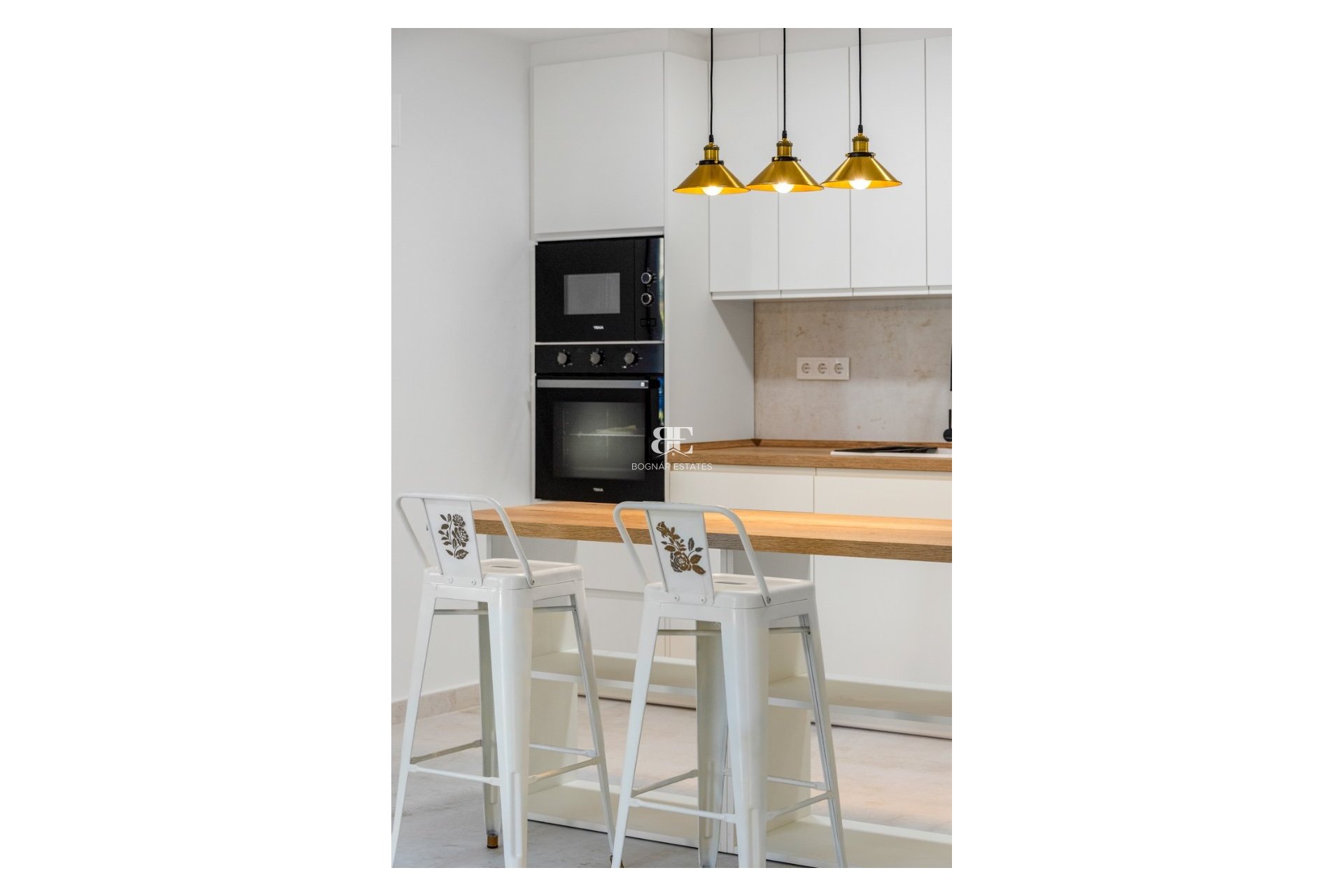 Herverkoop - apartment -
Torrevieja - El Acequión - Los Náufragos