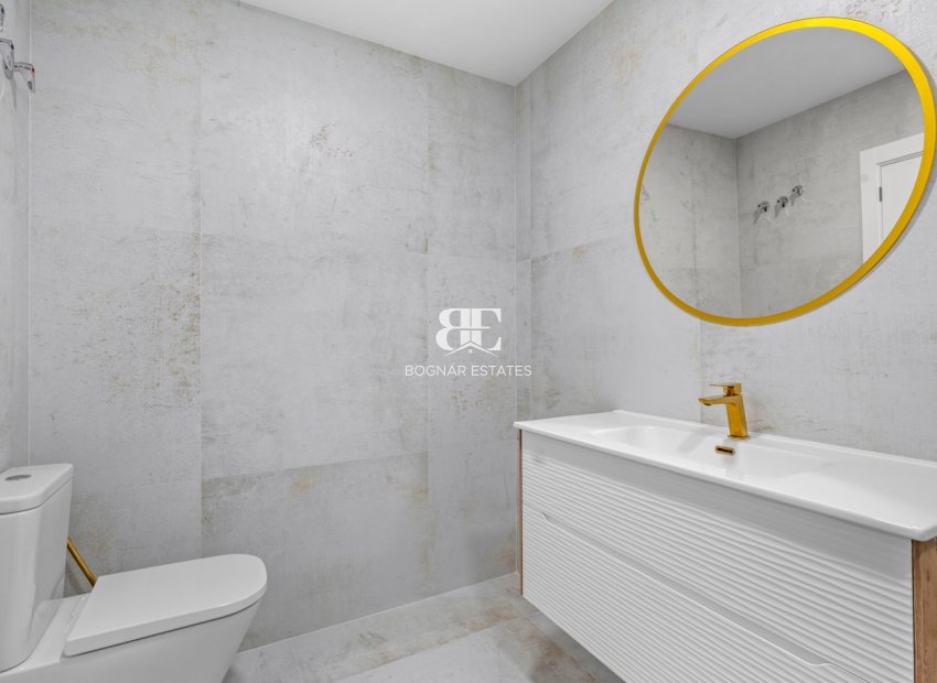 Herverkoop - apartment -
Torrevieja - El Acequión - Los Náufragos