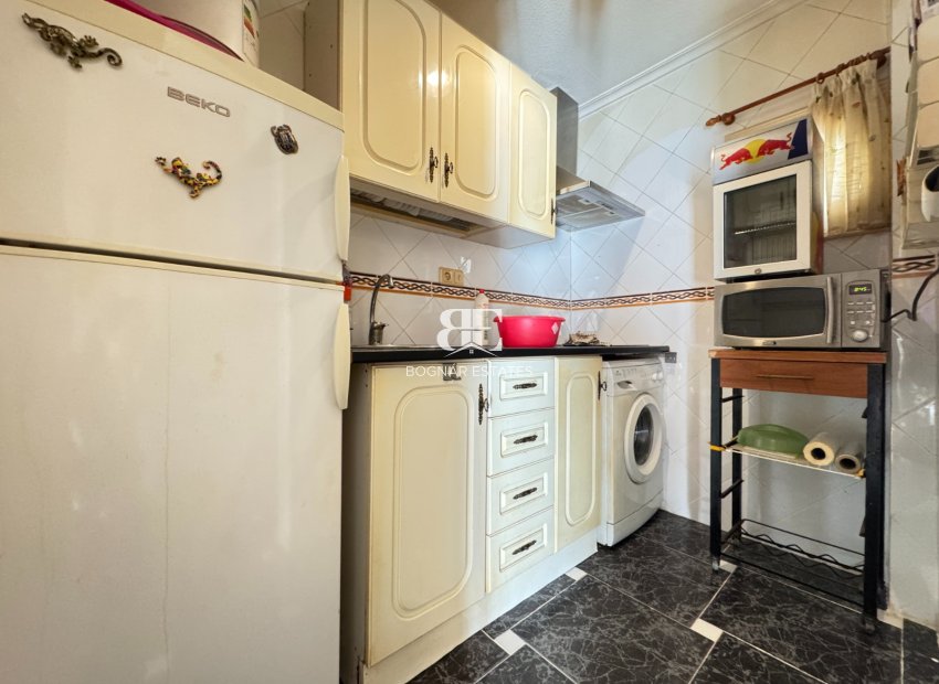 Herverkoop - apartment -
Torrevieja - La Mata