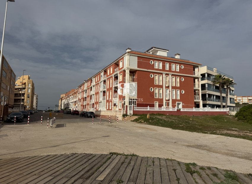 Herverkoop - apartment -
Torrevieja - La Mata