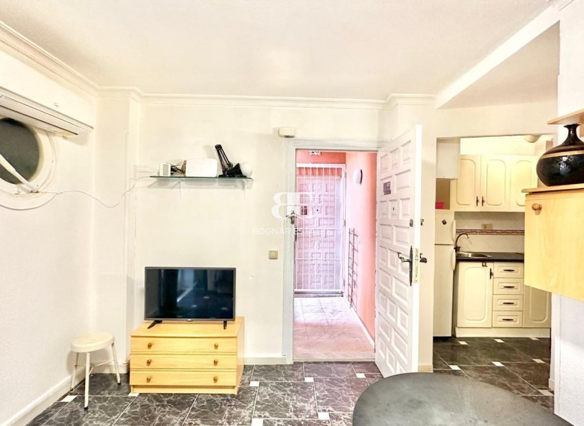 Herverkoop - apartment -
Torrevieja - La Mata