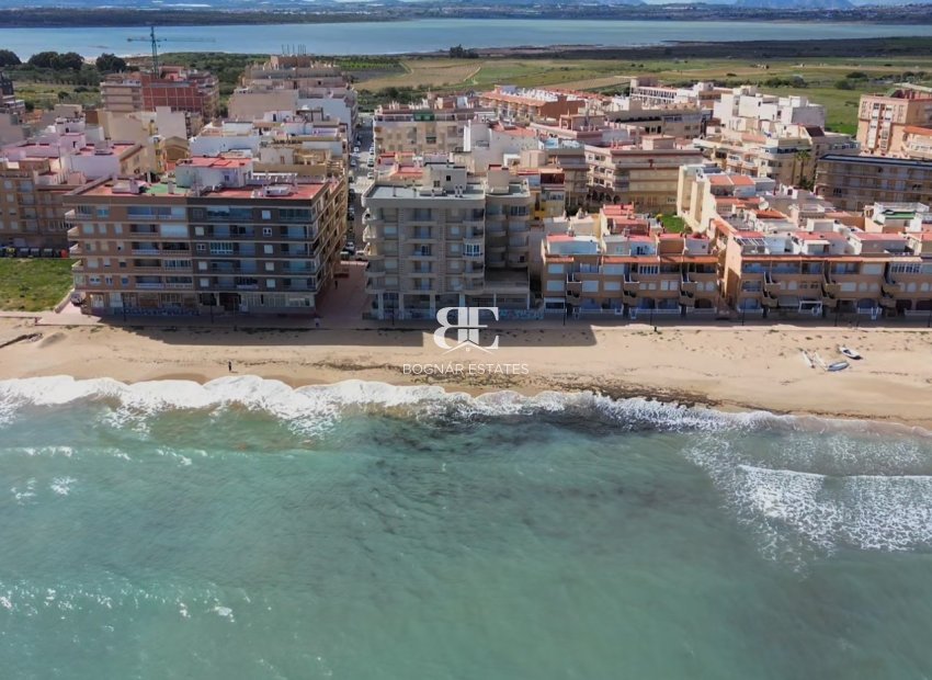 Herverkoop - apartment -
Torrevieja - La Mata