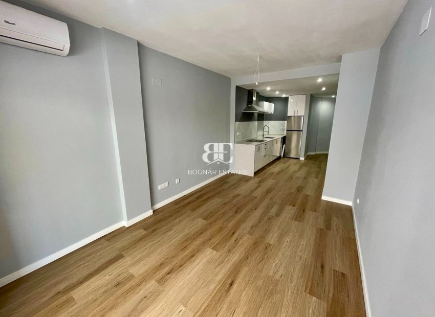 Herverkoop - apartment -
Torrevieja - La Mata