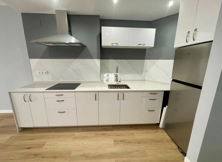 Herverkoop - apartment -
Torrevieja - La Mata