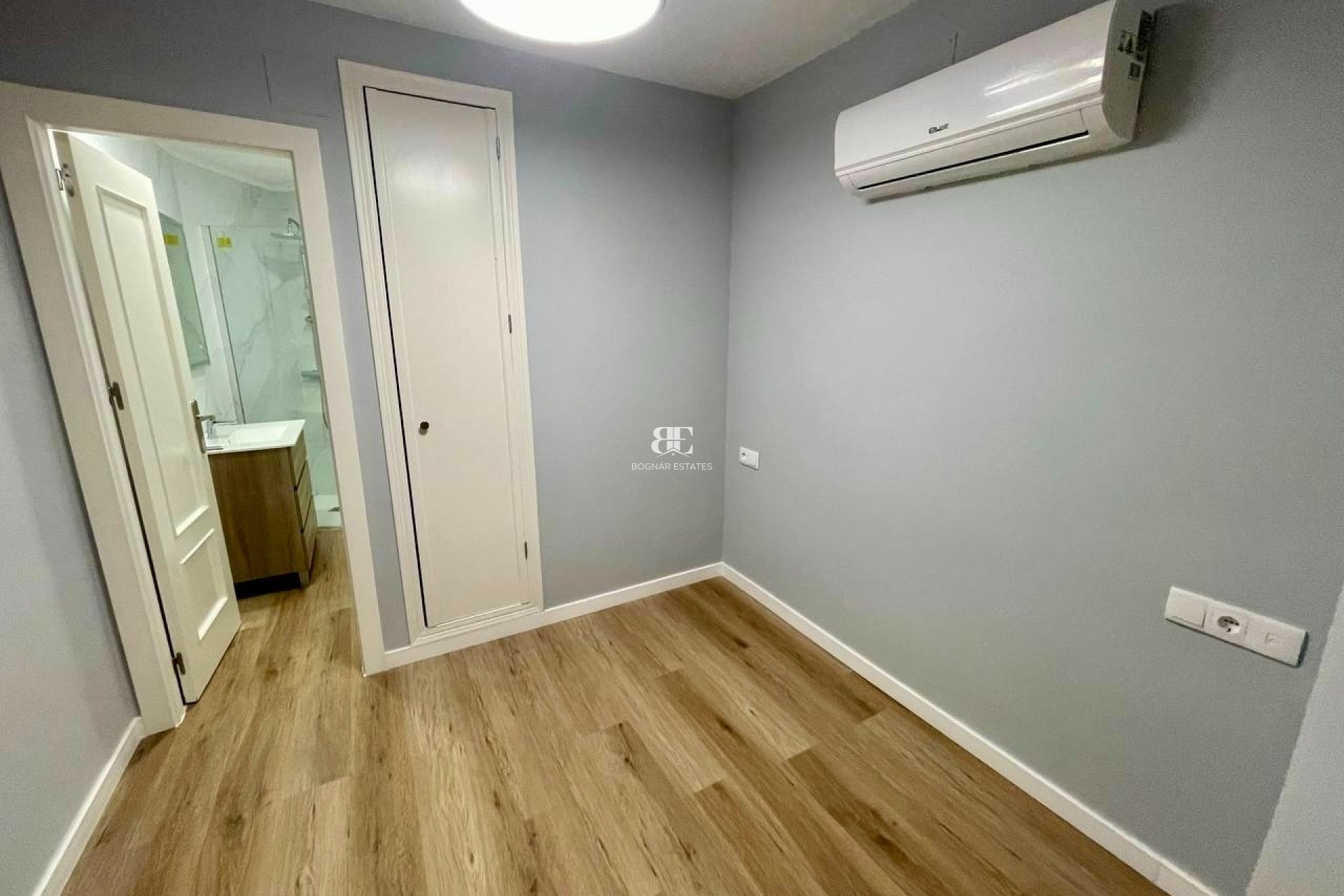 Herverkoop - apartment -
Torrevieja - La Mata