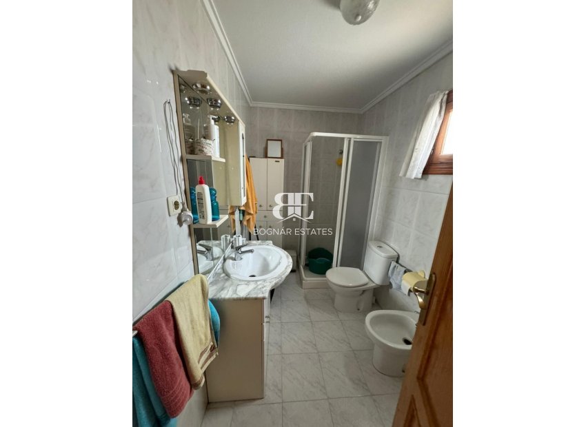 Herverkoop - apartment -
Torrevieja - La Mata