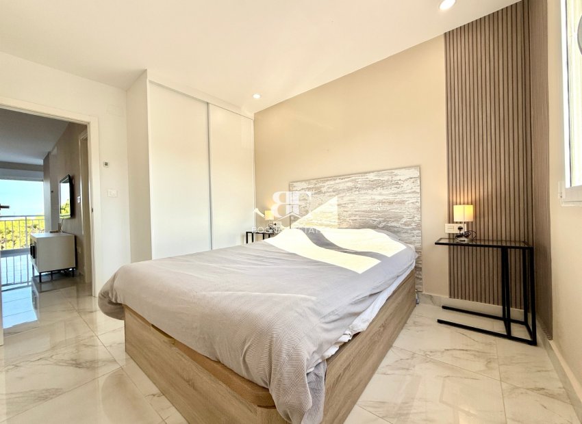 Herverkoop - apartment -
Torrevieja - Los Balcones