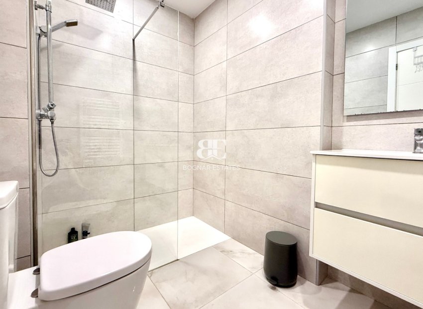 Herverkoop - apartment -
Torrevieja - Los Balcones