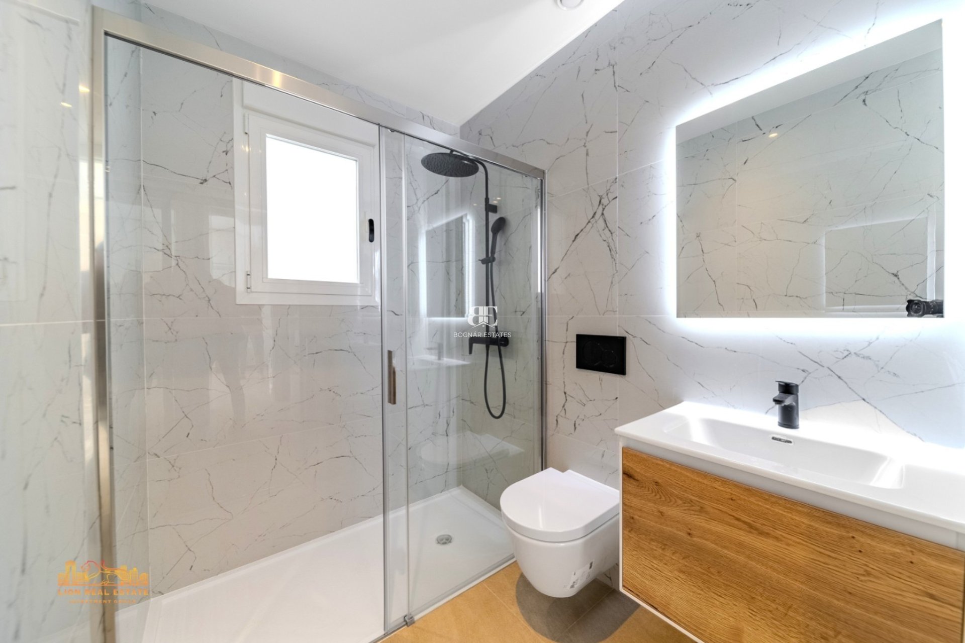 Herverkoop - apartment -
Torrevieja - Los Locos