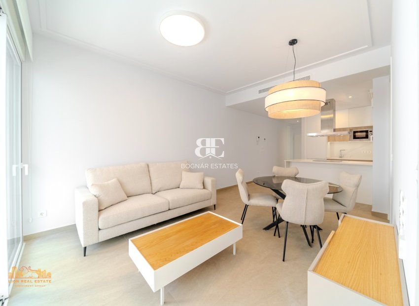 Herverkoop - apartment -
Torrevieja - Los Locos
