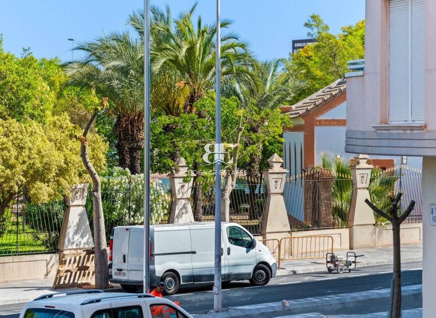 Herverkoop - apartment -
Torrevieja - Parque de las Naciones