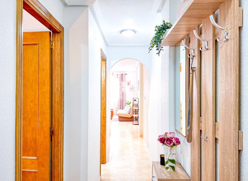 Herverkoop - apartment -
Torrevieja - Parque de las Naciones