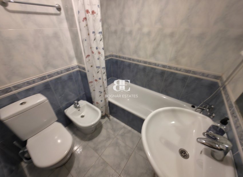 Herverkoop - apartment -
Torrevieja - Paseo maritimo