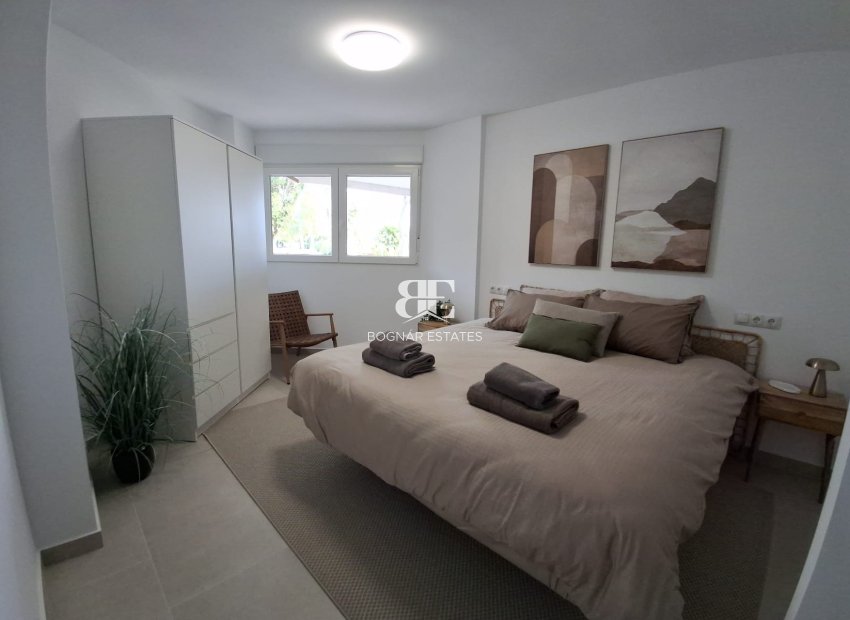 Herverkoop - apartment -
Torrevieja - Playa Acequion