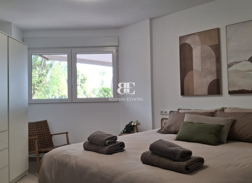 Herverkoop - apartment -
Torrevieja - Playa Acequion