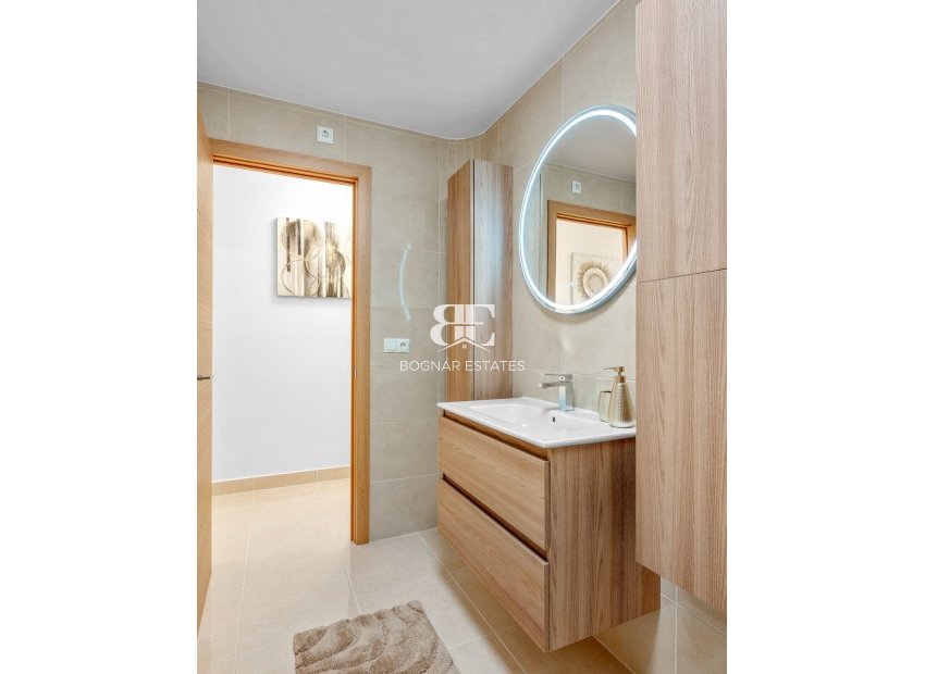 Herverkoop - apartment -
Torrevieja - Playa del Cura