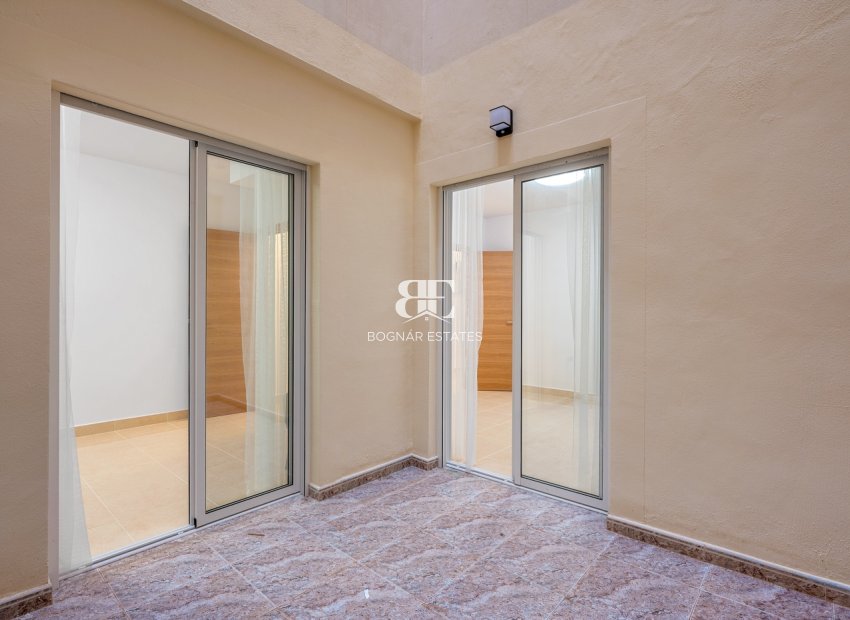 Herverkoop - apartment -
Torrevieja - Playa del Cura