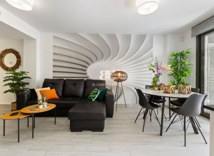 Herverkoop - apartment -
Torrevieja - Playa del Cura