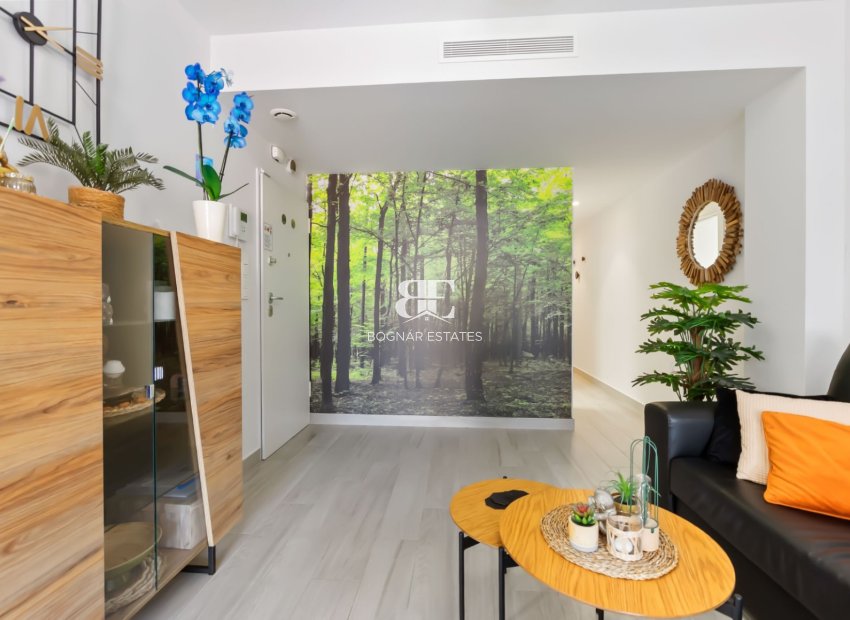 Herverkoop - apartment -
Torrevieja - Playa del Cura