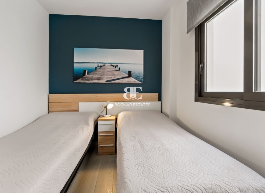 Herverkoop - apartment -
Torrevieja - Playa del Cura