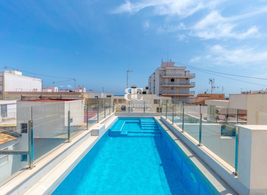Herverkoop - apartment -
Torrevieja - Playa del Cura