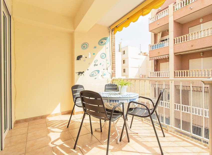 Herverkoop - apartment -
Torrevieja - Playa del Cura
