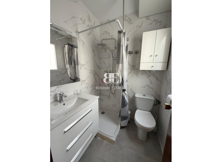 Herverkoop - apartment -
Torrevieja - Playa del Cura