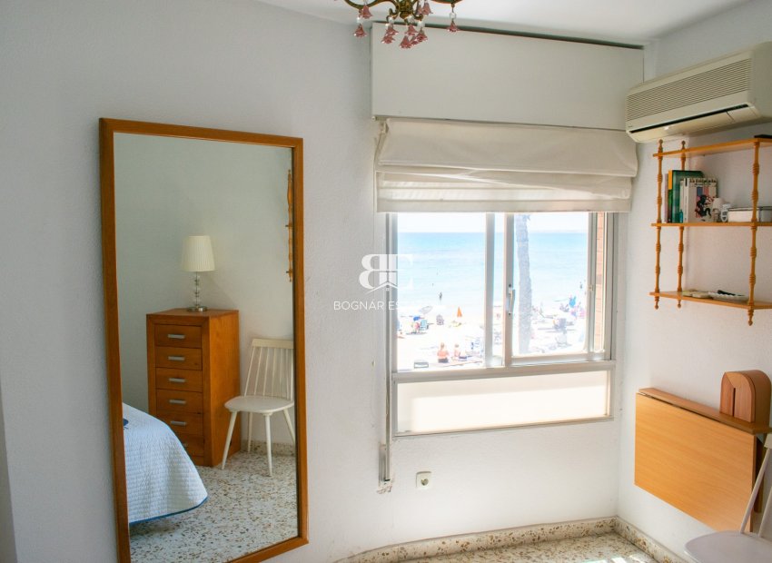 Herverkoop - apartment -
Torrevieja - Playa del Cura