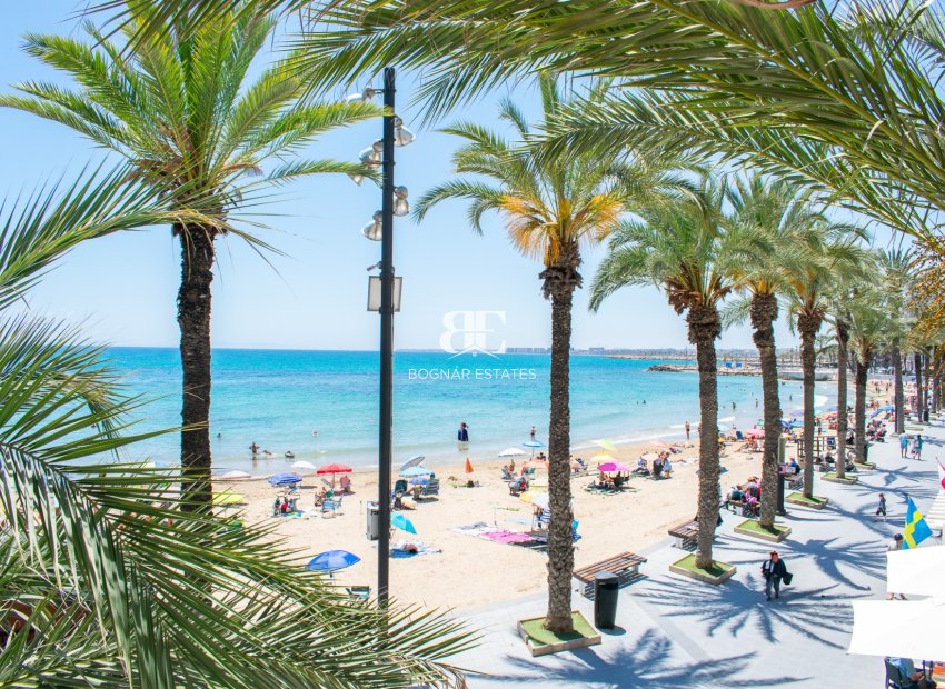 Herverkoop - apartment -
Torrevieja - Playa del Cura