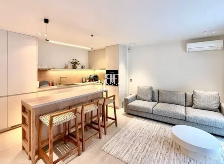 Herverkoop - apartment -
Torrevieja - Playa del Cura