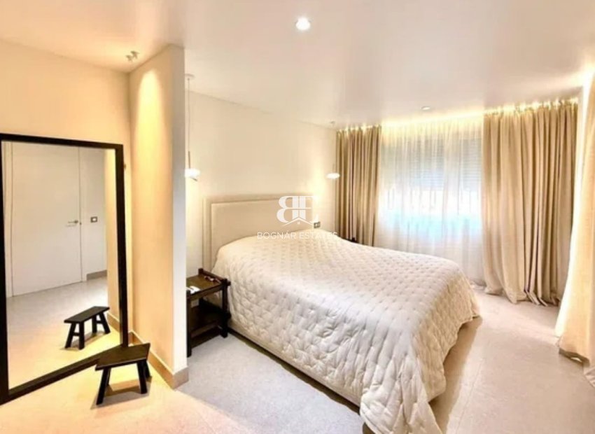Herverkoop - apartment -
Torrevieja - Playa del Cura