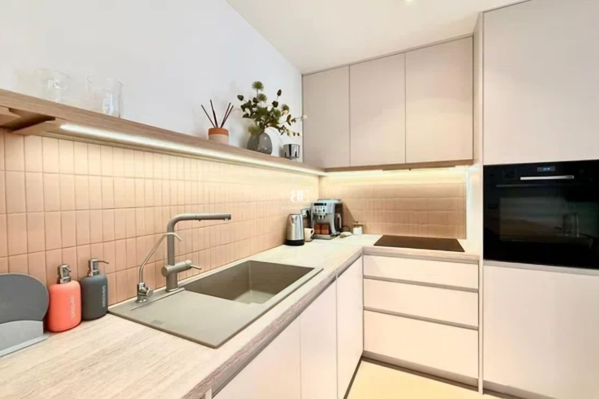 Herverkoop - apartment -
Torrevieja - Playa del Cura