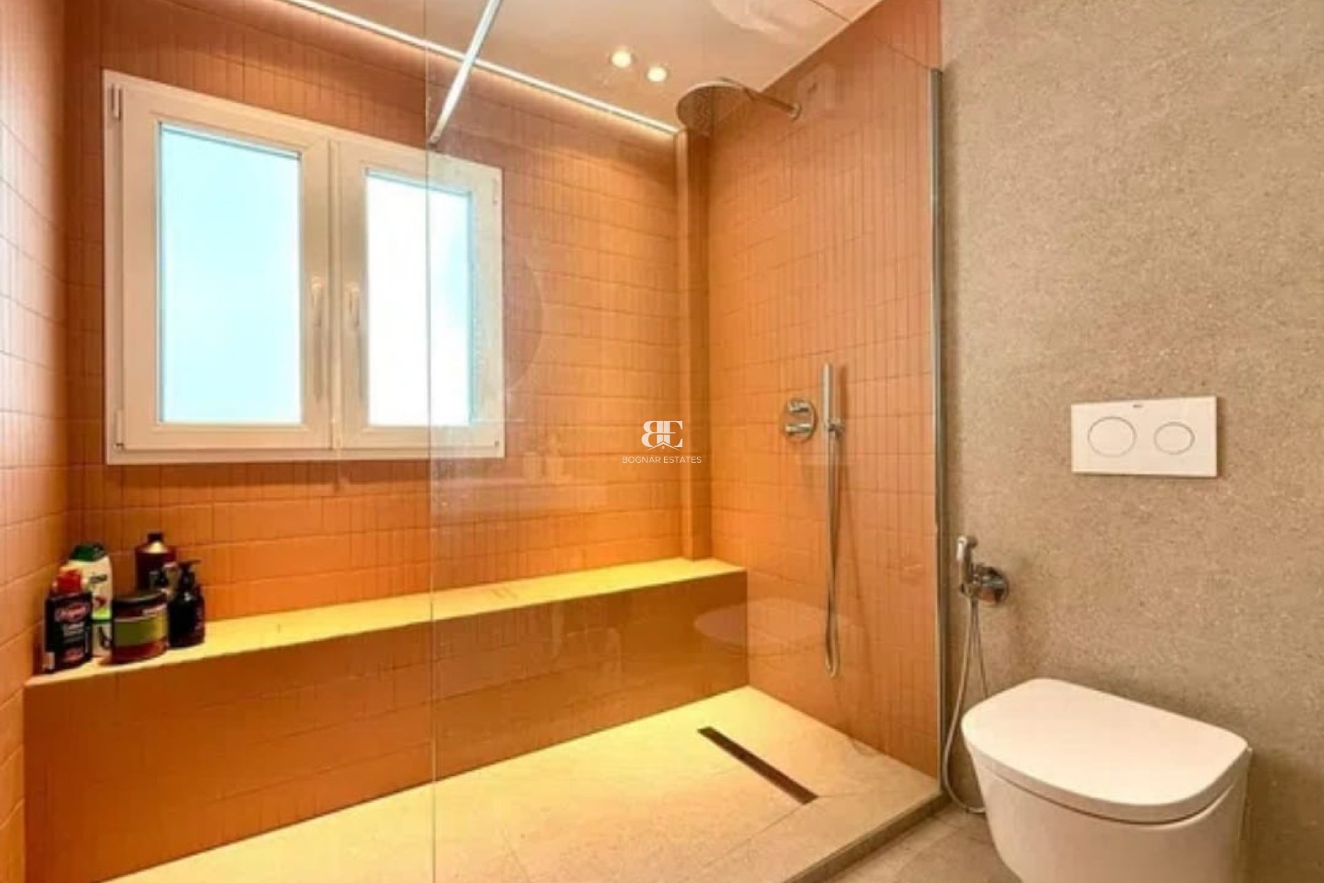 Herverkoop - apartment -
Torrevieja - Playa del Cura