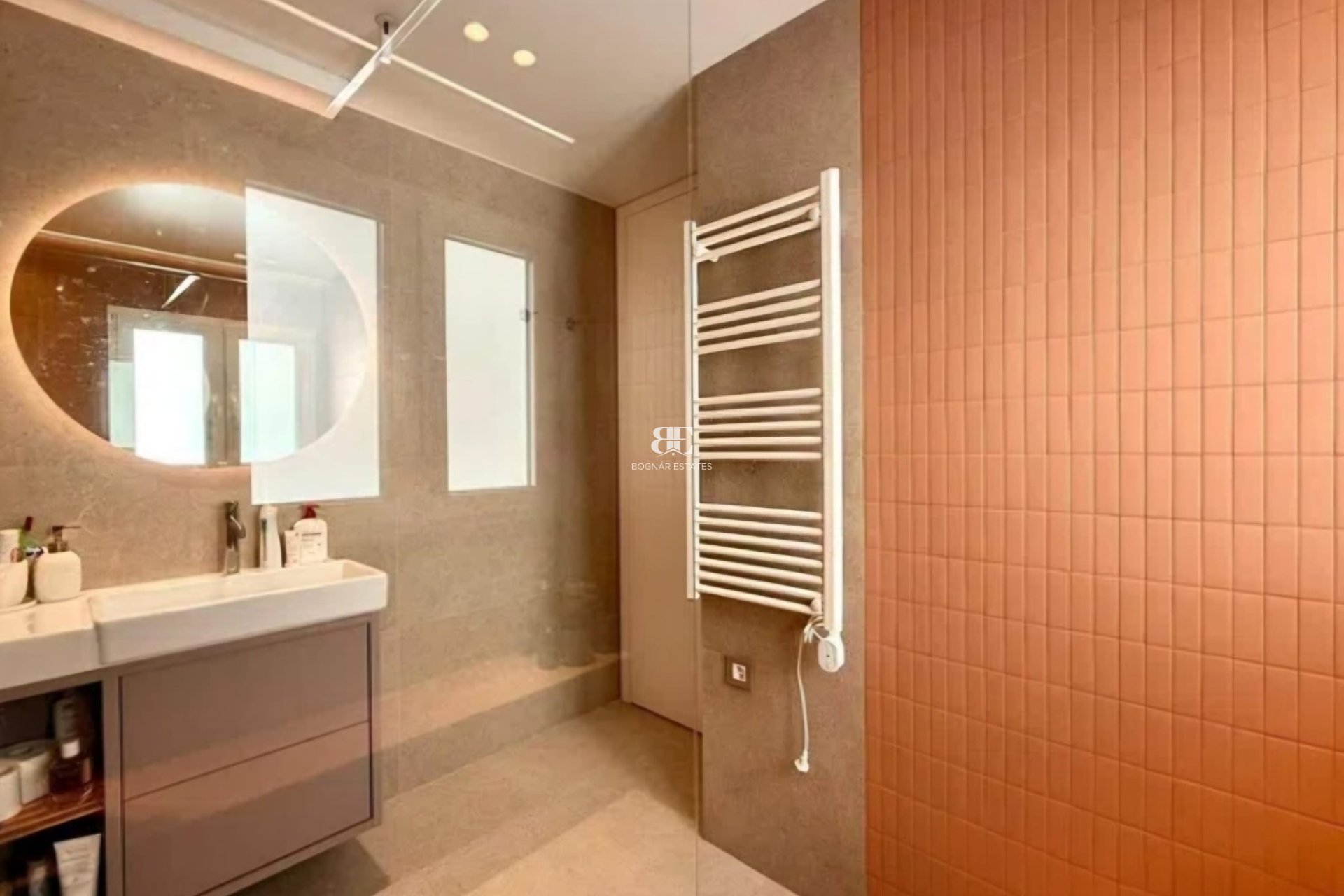 Herverkoop - apartment -
Torrevieja - Playa del Cura