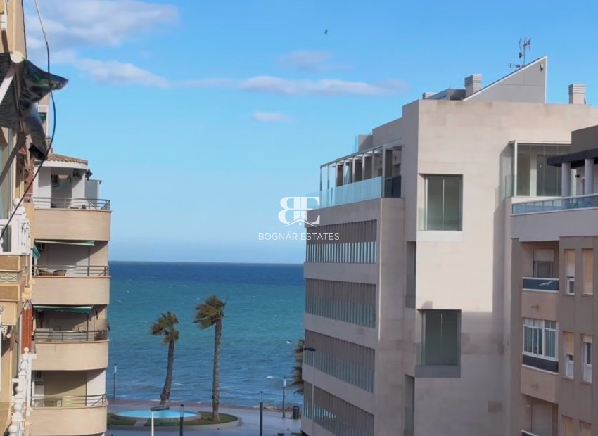 Herverkoop - apartment -
Torrevieja - Playa del Cura