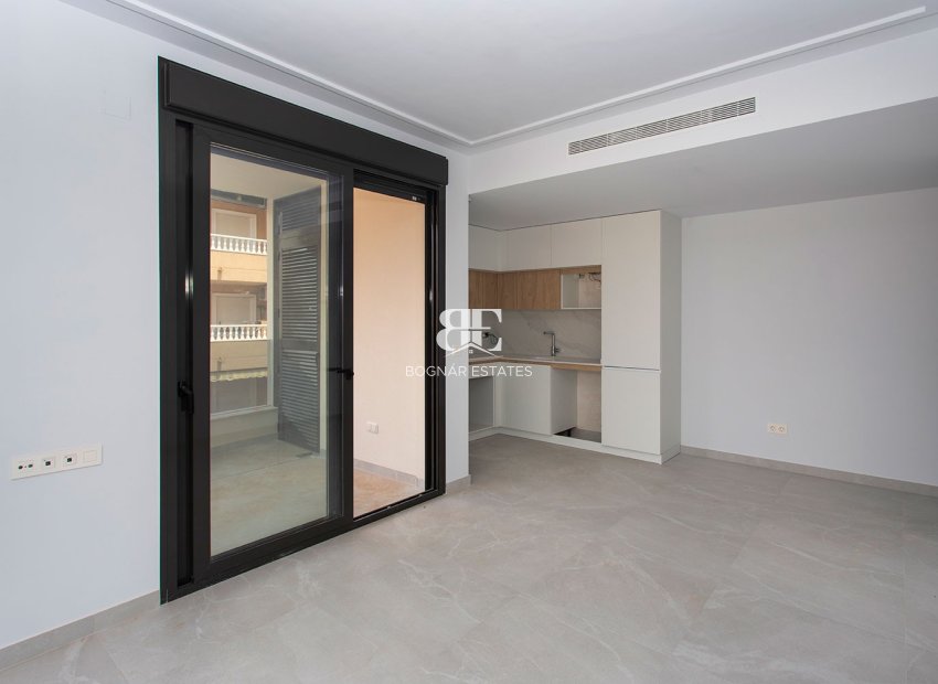 Herverkoop - apartment -
Torrevieja - Playa del Cura