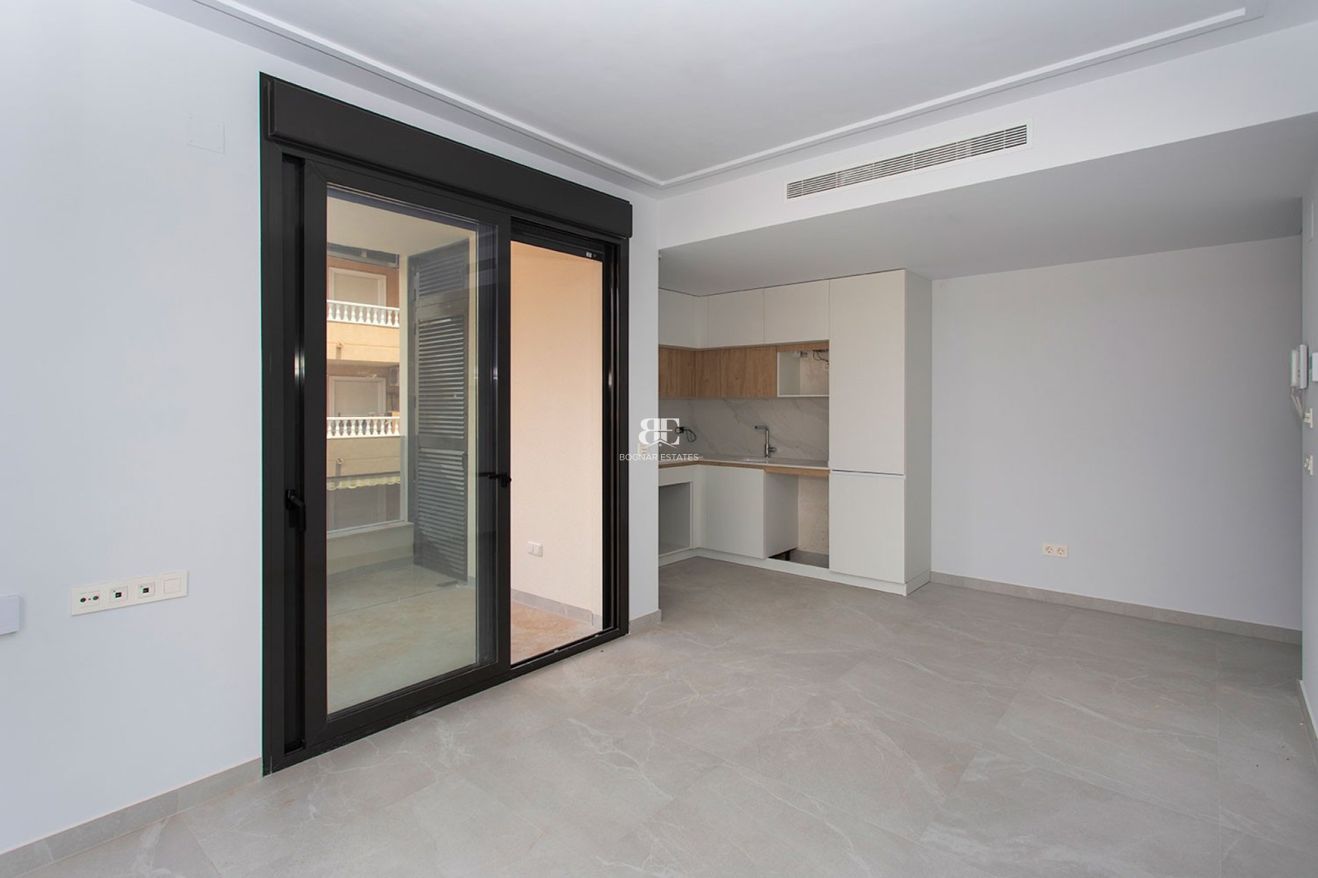 Herverkoop - apartment -
Torrevieja - Playa del Cura