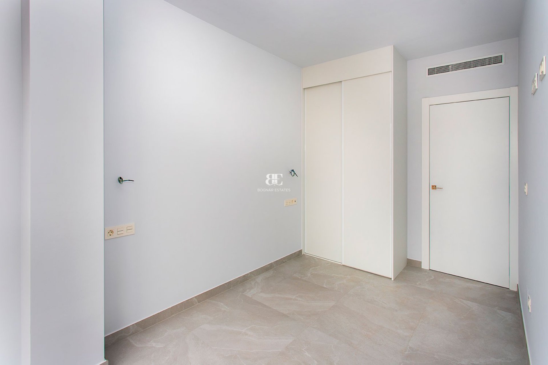 Herverkoop - apartment -
Torrevieja - Playa del Cura