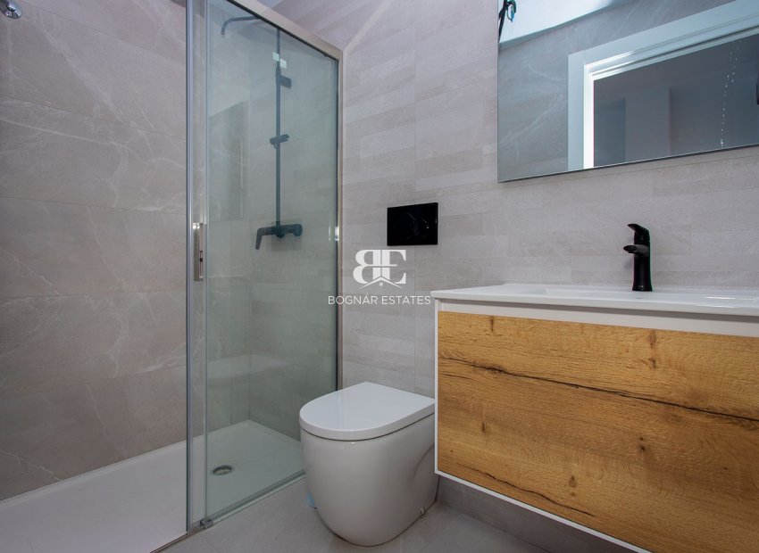 Herverkoop - apartment -
Torrevieja - Playa del Cura