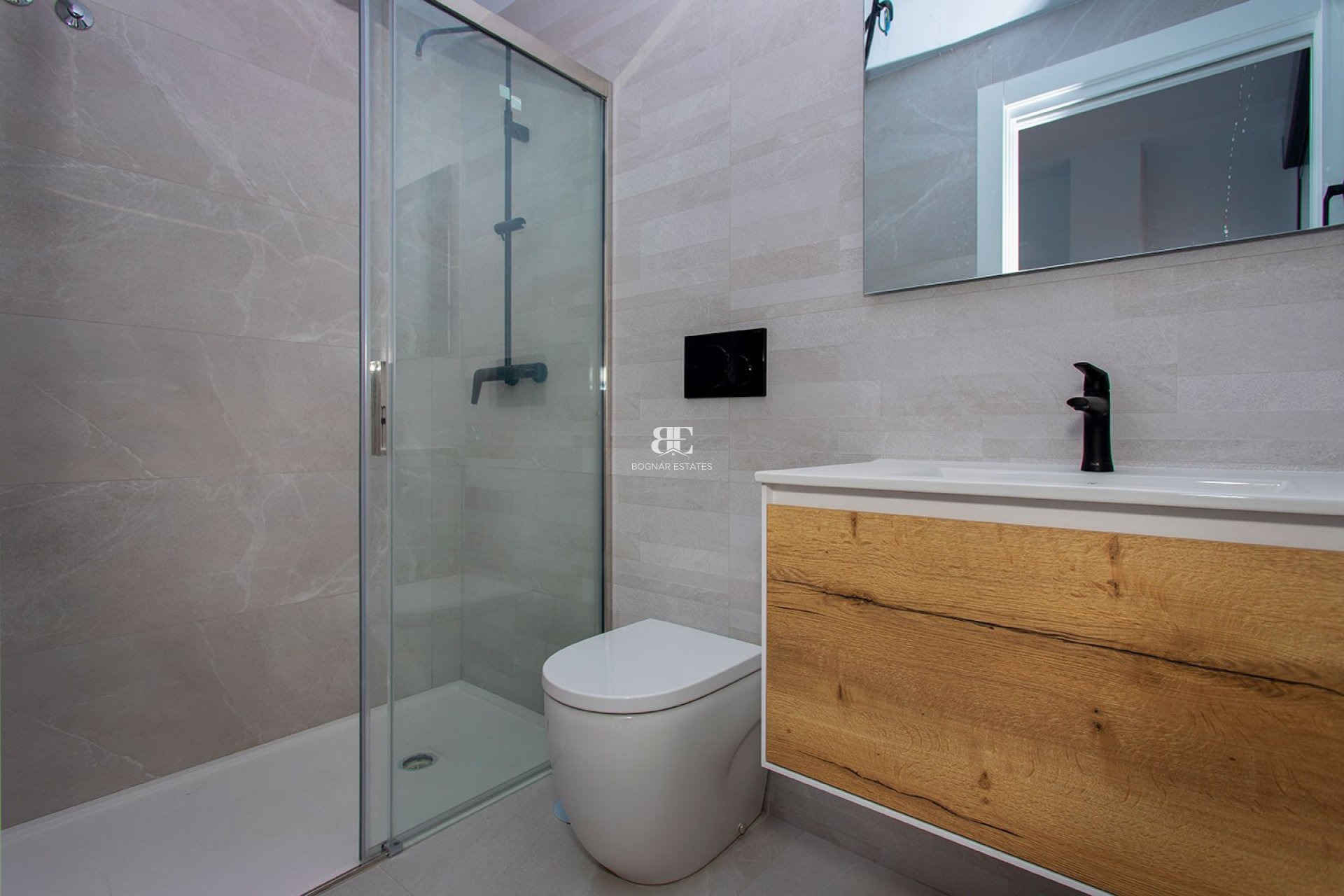 Herverkoop - apartment -
Torrevieja - Playa del Cura