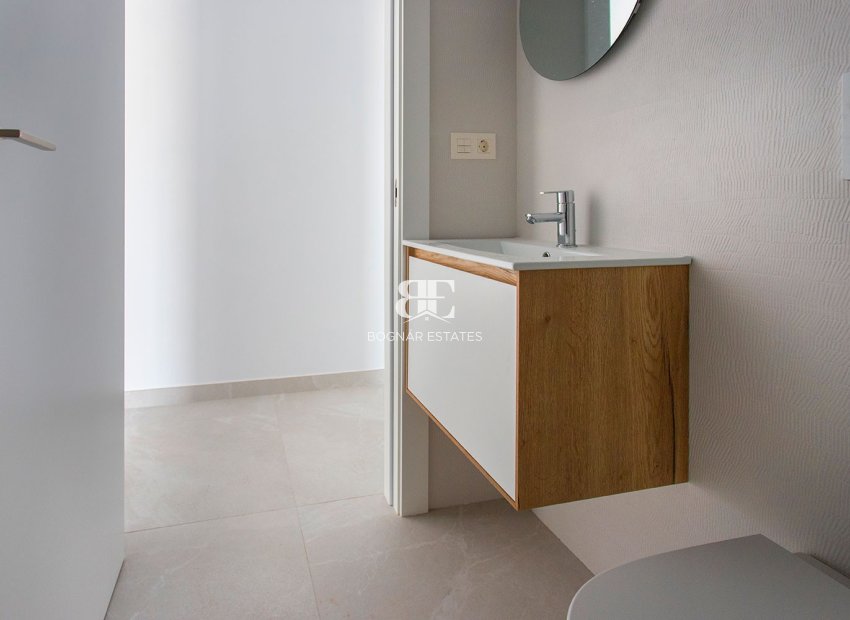 Herverkoop - apartment -
Torrevieja - Playa del Cura