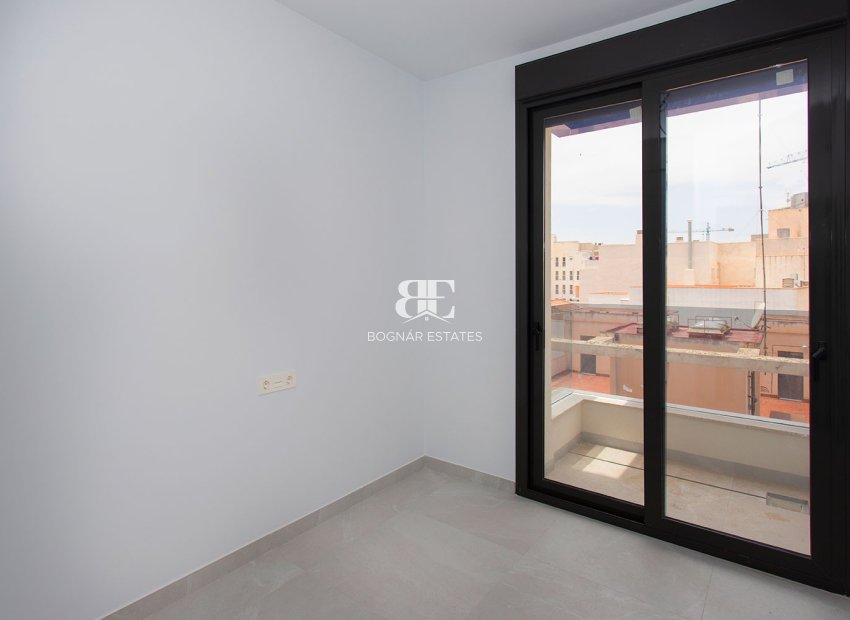 Herverkoop - apartment -
Torrevieja - Playa del Cura