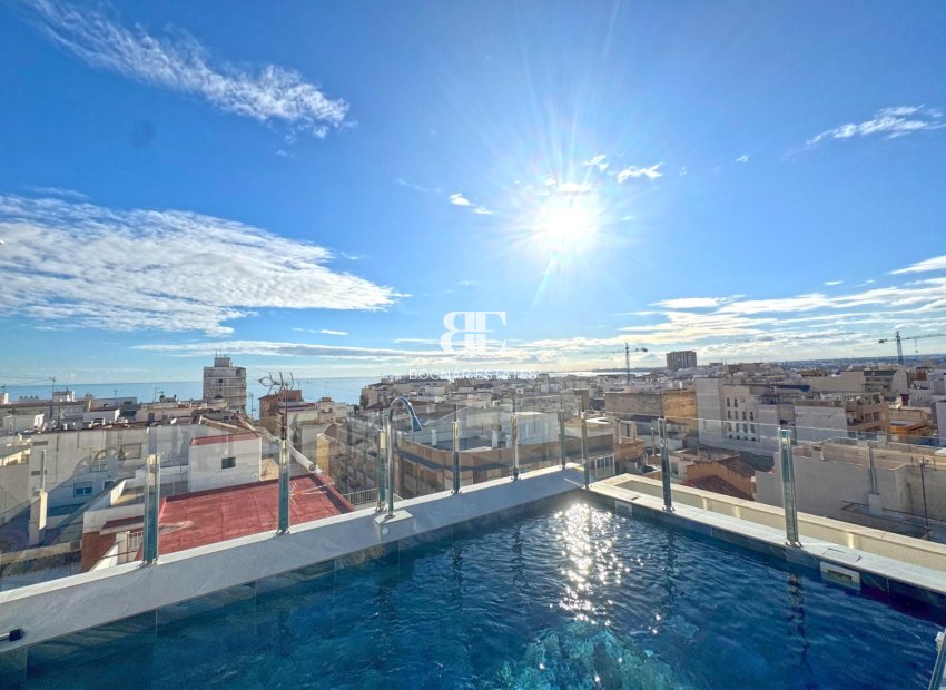 Herverkoop - apartment -
Torrevieja - Playa del Cura
