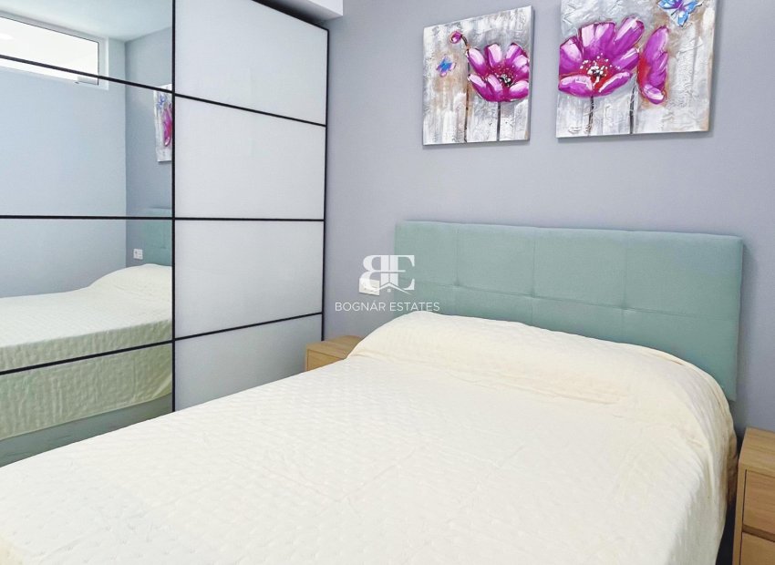 Herverkoop - apartment -
Torrevieja - Playa del Cura