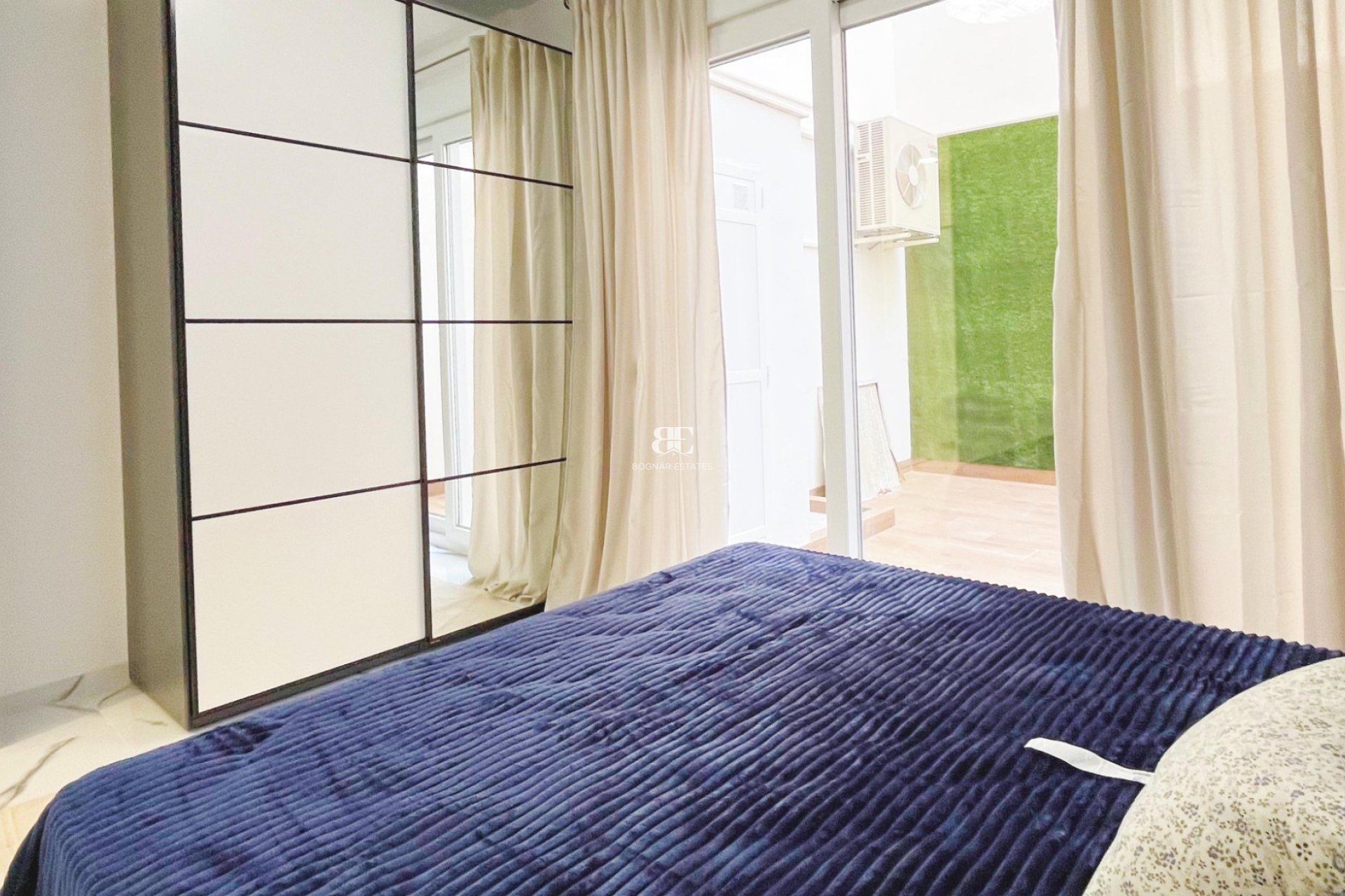 Herverkoop - apartment -
Torrevieja - Playa del Cura