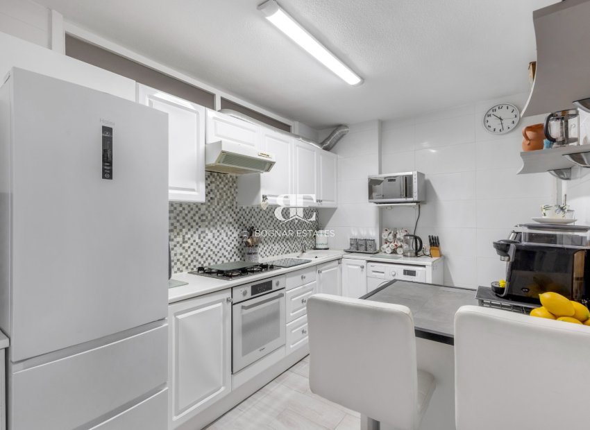 Herverkoop - apartment -
Torrevieja - Playa del Cura