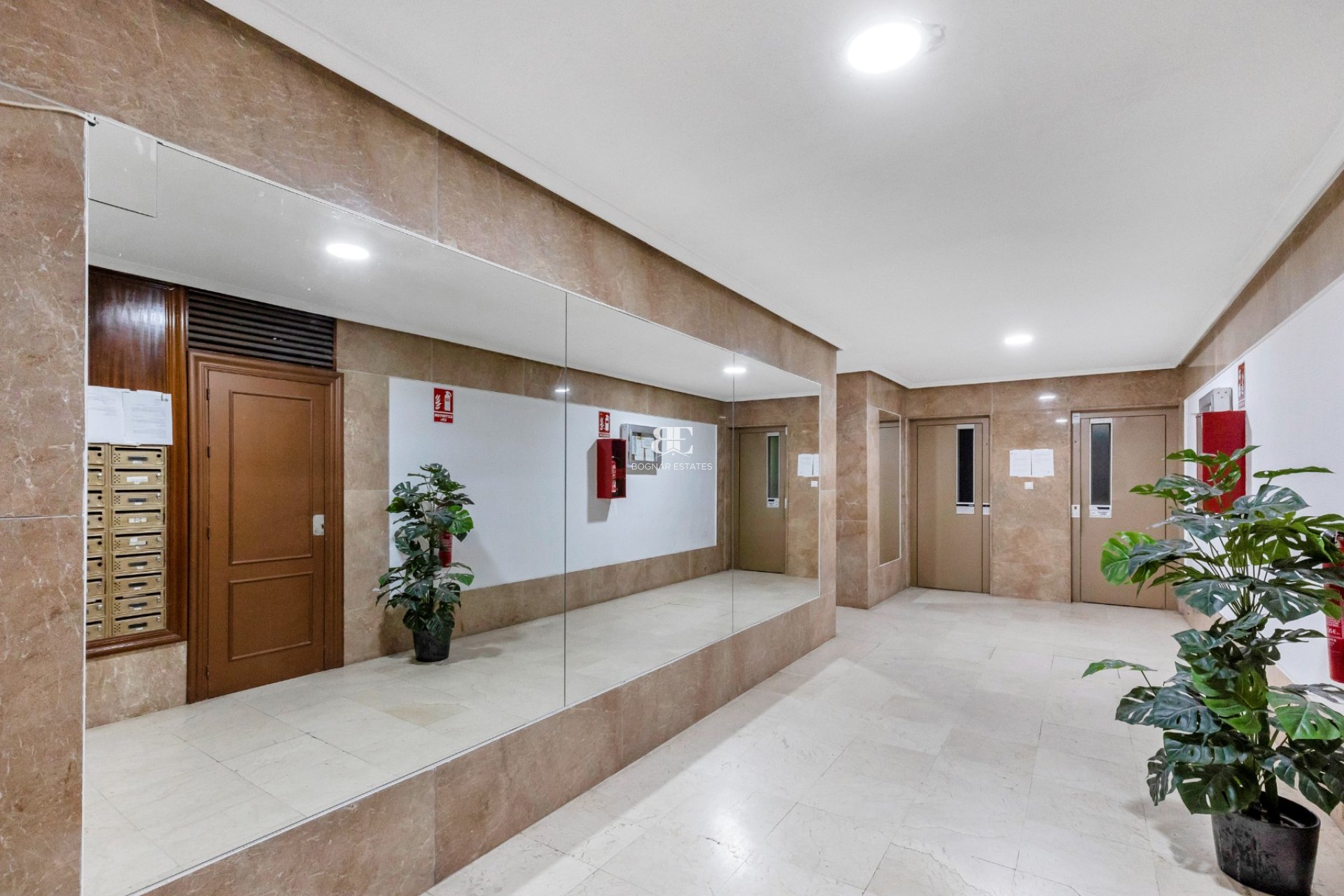 Herverkoop - apartment -
Torrevieja - Playa del Cura