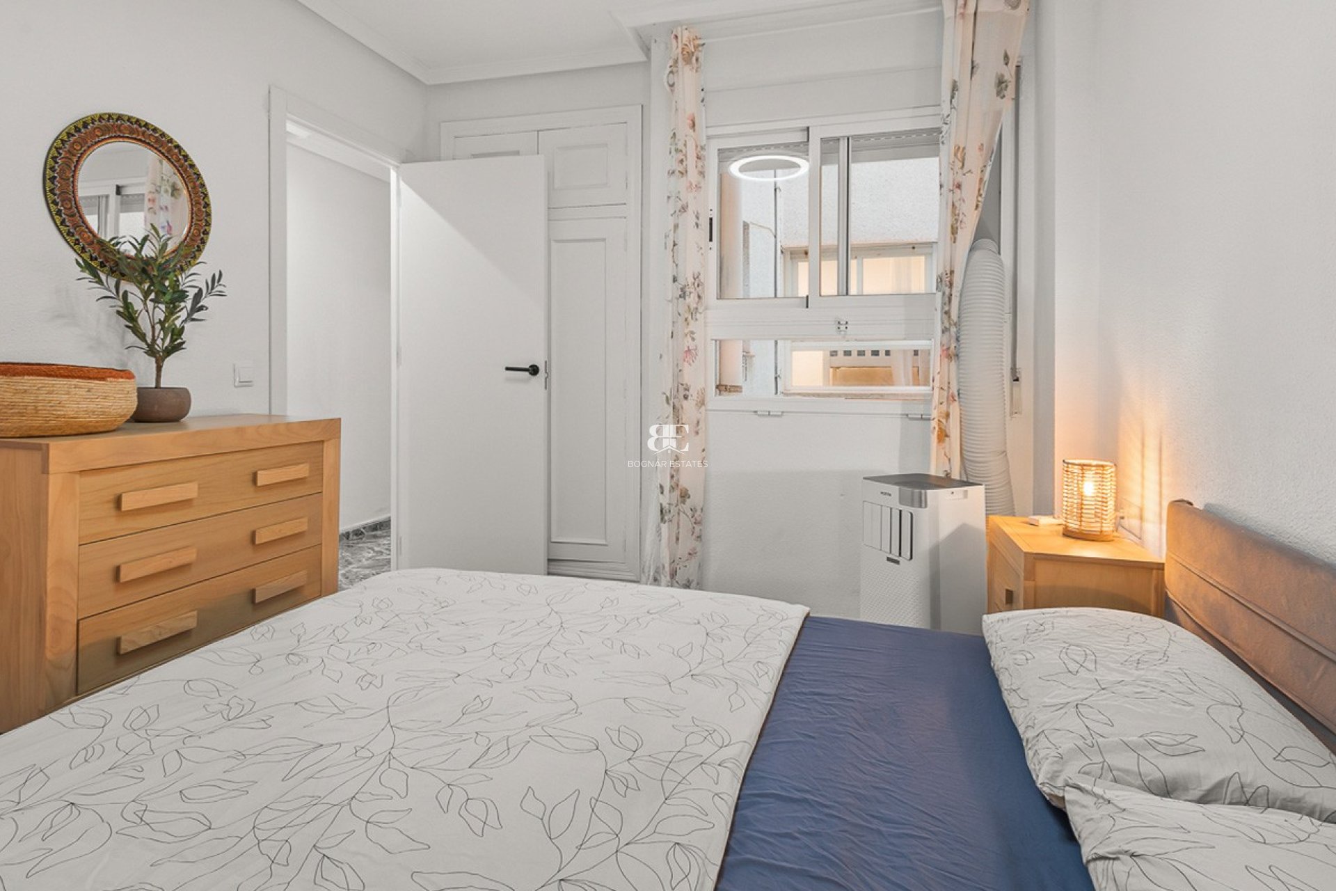 Herverkoop - apartment -
Torrevieja - Playa del Cura