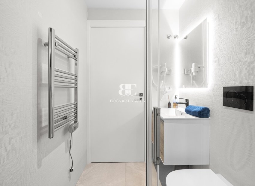 Herverkoop - apartment -
Torrevieja - Playa del Cura