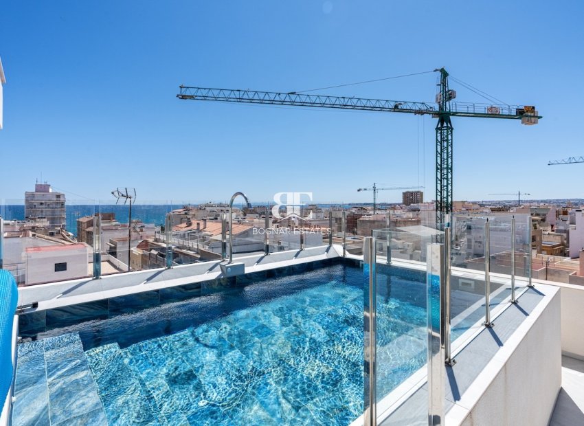 Herverkoop - apartment -
Torrevieja - Playa del Cura